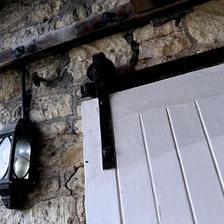 The Crown At Marnhull Hotel Sturminster Newton Exterior photo